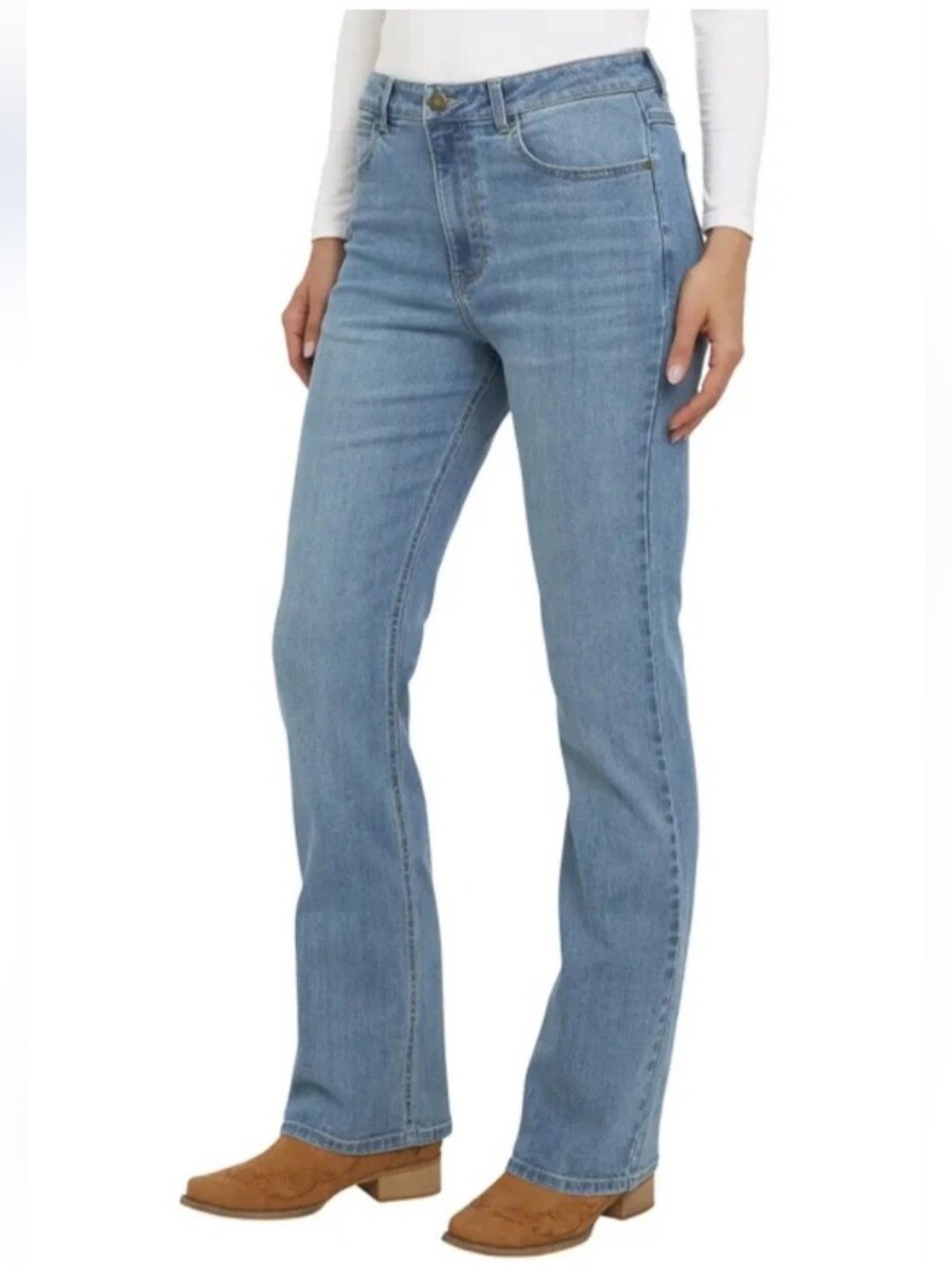 NEW! Wrangler Blue Wash High Rise Bootcut Jeans Multiple Sizes - Picture 3 of 16